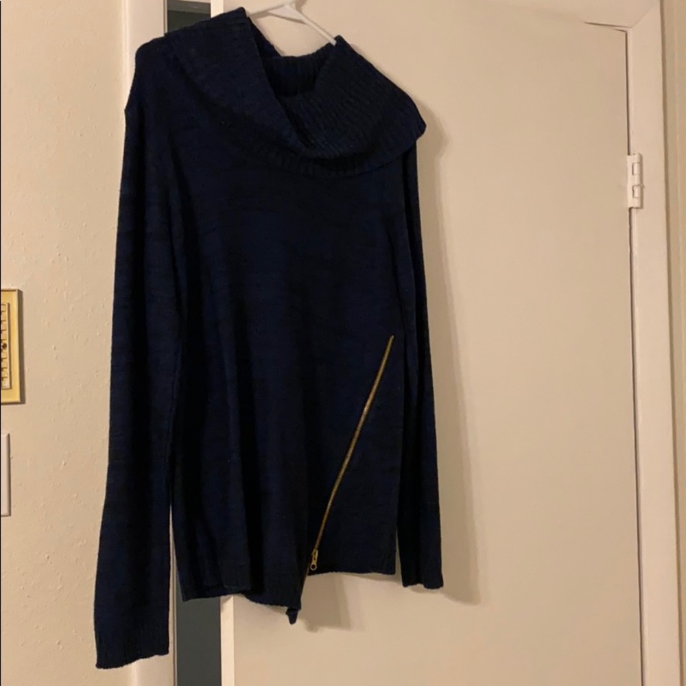 NWOT Emily Rose Cowl Neck Pullover M